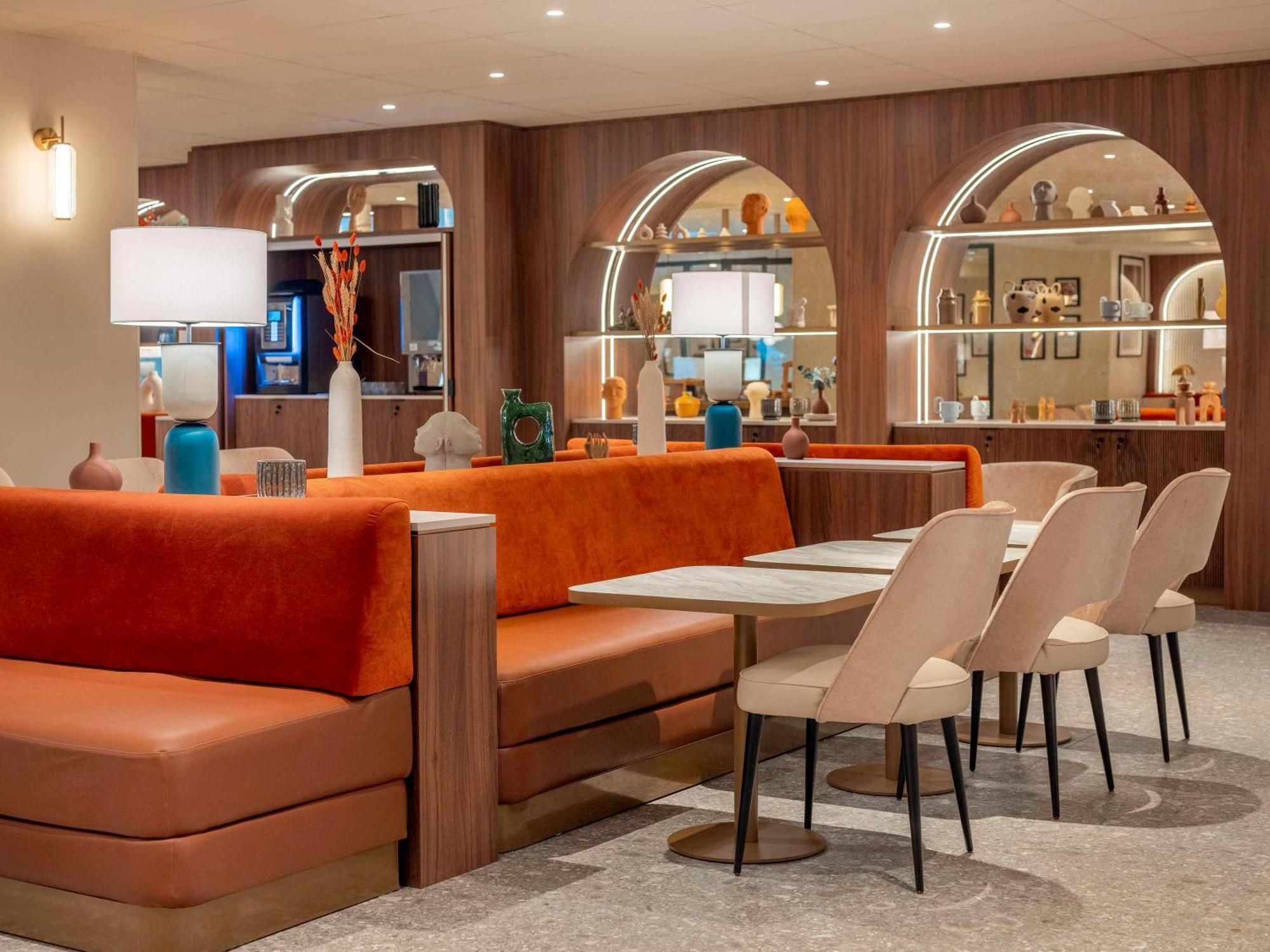 Novotel Orleans Centre Gare ภายนอก รูปภาพ